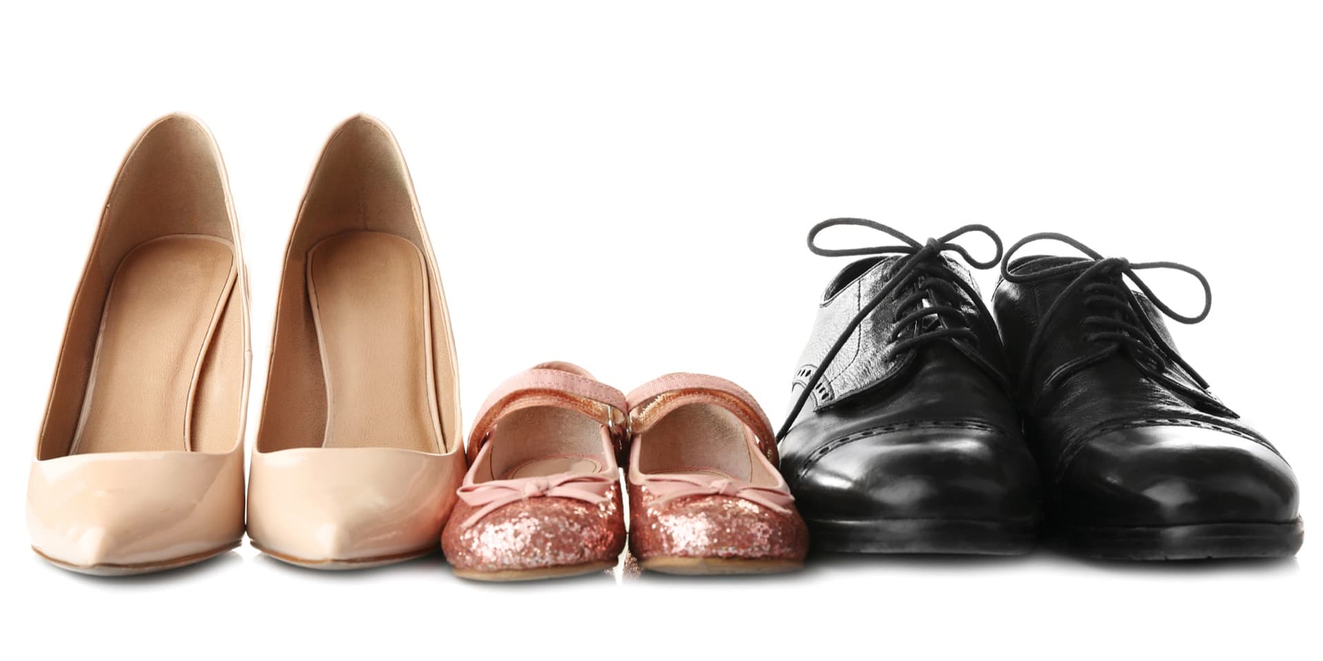 Collection de chaussures familiales — talons pour femmes, chaussures d'enfants et chaussures habillées pour hommes pour la réparation résidentielle au Canada